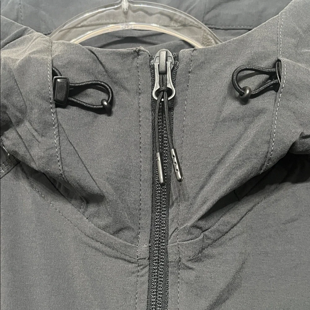 Nike Tech Black & Dark Grey Men’s Size Medium loose fit Zip-up Windbreaker - Picture 10 of 14